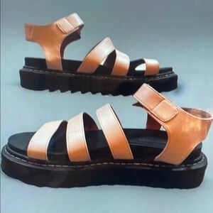 Women's Platform Sandals - Tan